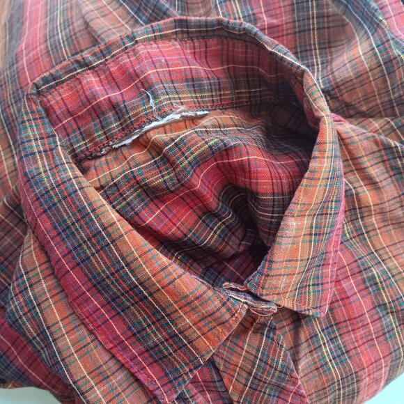 Small Vintage Hippy Plaid Top 1970's Button-Up Shiny Gold Thread Boho Blouse - Picture 6 of 6